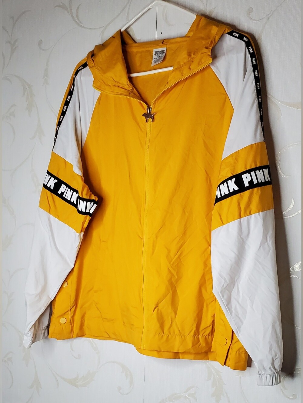 Victoria Secret PINK Zip Jacket RARE Black Yellow White